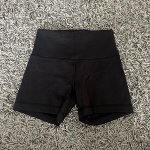Lululemon wunder train high rise short 4”